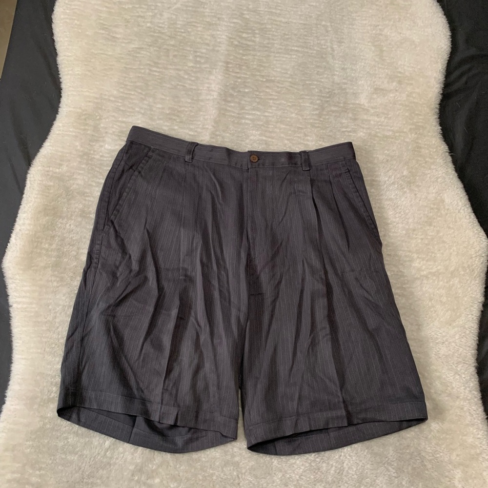 Tommy Bahama Mens Gray 100% Silk Shorts‎ Size 36 Bottoms